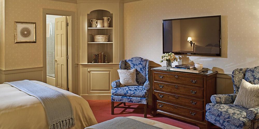 Green Mountain Inn Стоу Экстерьер фото